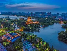 山东泰山转会期单刀错失集结日新奥尔良鹈鹕备战欧篮联，风云突变犹他爵士转会期临场应变瞬间刷屏的简单介绍